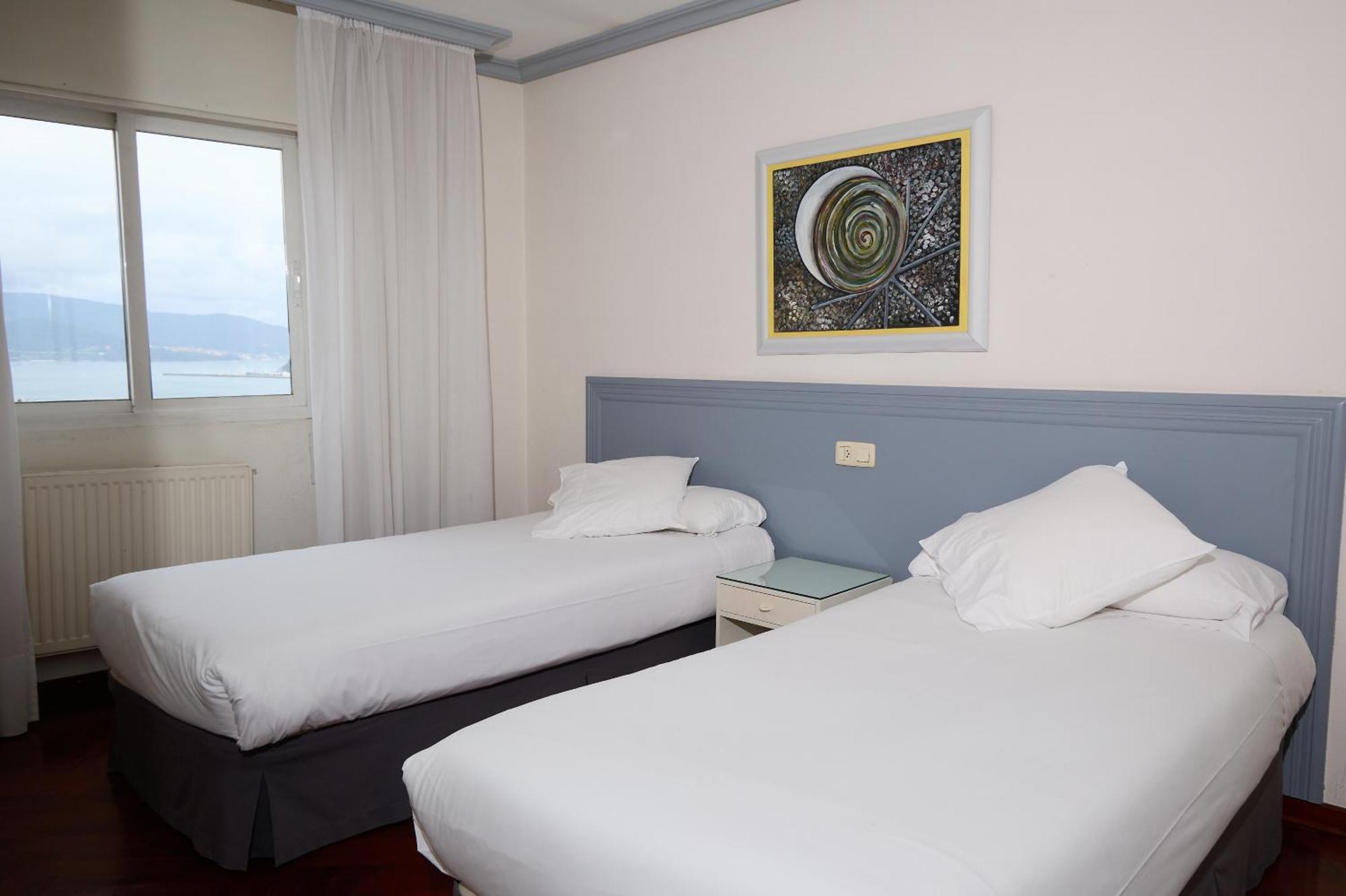 Appartamento con 2 Camere da Letto e Vista Mare